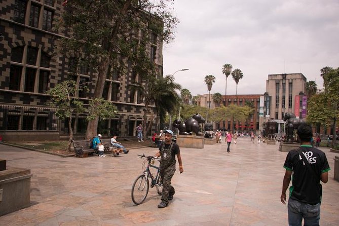 Botero Walking Tour: experiencing Medellin through the eyes of an artist - What the timing and walking really feel like