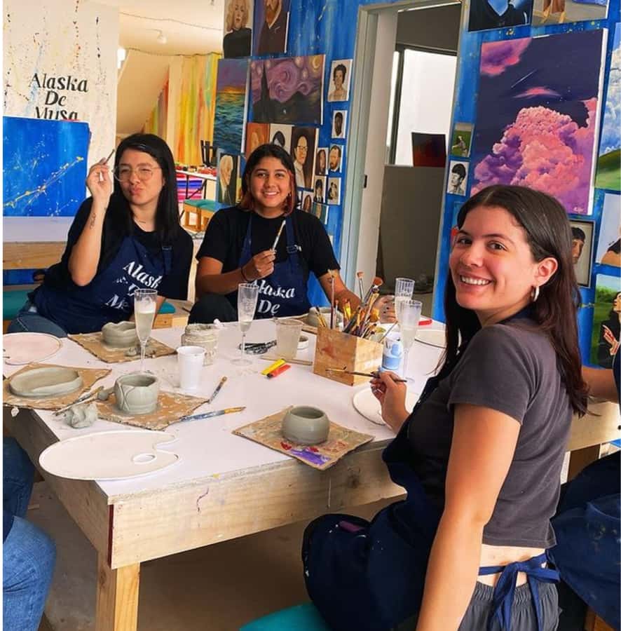 Cali: Ceramic Workshop for Tourists - The Small Group Advantage: Up to 4 Participants