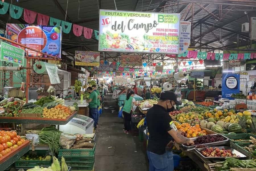 Cali: Fruit Market Walking Tour with Tastings - Valluna gastronomy: why chefs care about what you’re tasting