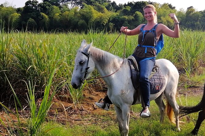 Cali: Horseback riding through beautiful landscapes and mountains - Why this Cali horseback ride feels different from a basic trail trip
