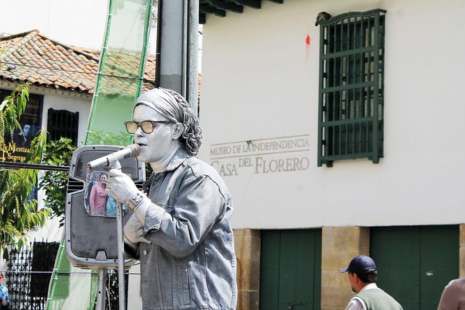 Candelaria Tour: Hotspots and Hidden Gems - Plazoleta del Rosario: Early University, Colonial Jail, and Big Stories in Small Space