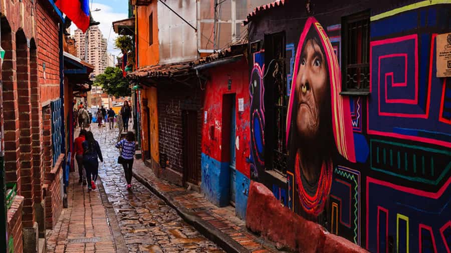 Candelaria Unveiled: Cool-tural Heritage Walking Tour - Key things you will like on this Candelaria walking tour