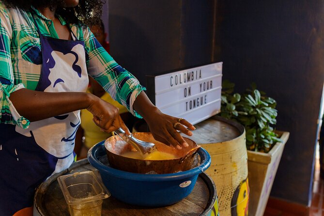 Caribbean fruits tasting and Paila Ice cream class - Where you meet in Getsemaní, and why that matters