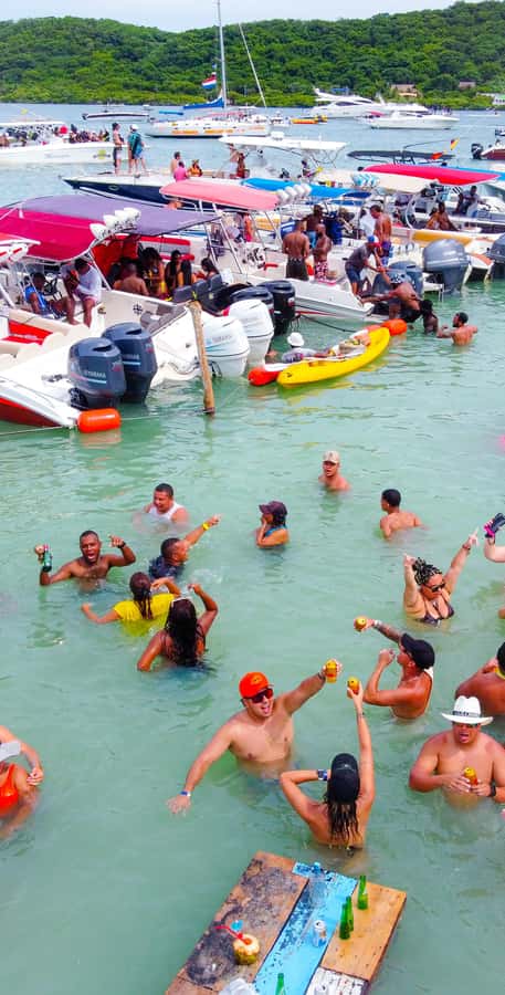 Cartagena: 4 Island Day Trip by Boat and Caribbean Lunch - Cholón Island: Swimming Break Plus the Social Energy