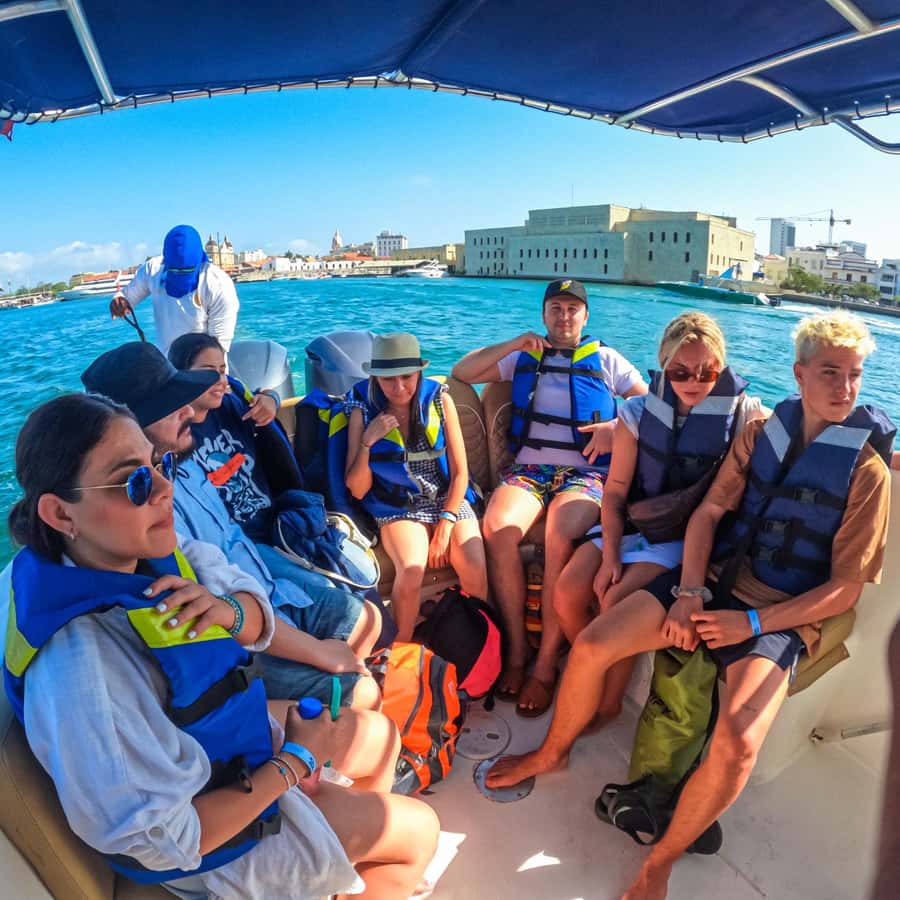 Cartagena: 5 Island Boat Tour with Night Bioluminescent Stop - Barú waters: snorkeling (and a chance to consider scuba-style options)