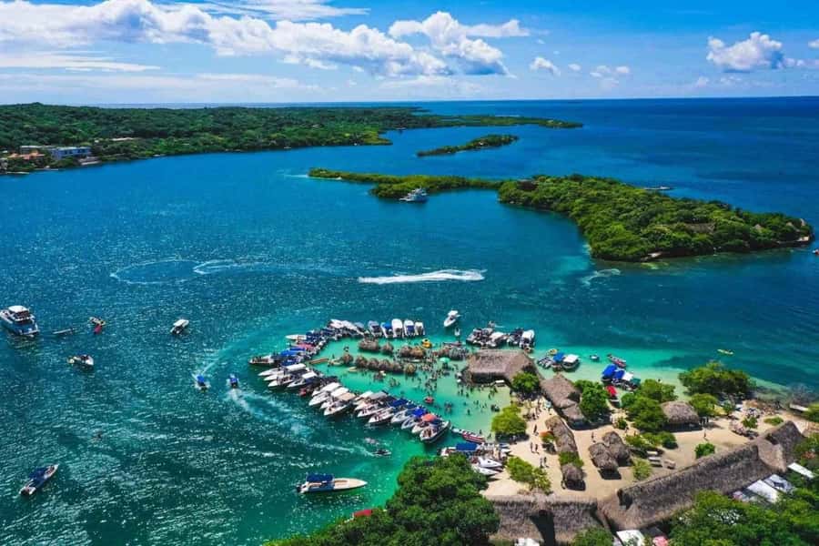 Cartagena: 5 Rosario Islands, Full party with drinks, Snorkeling and lunch - Isla Grande Snorkeling and Pablo Escobar’s Plane Photos