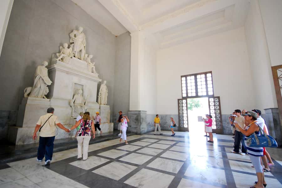 Cartagena: Barranquilla and Santa Marta All-Inclusive Tour - A 15-hour Cartagena to Santa Marta and Barranquilla plan, minus the stress