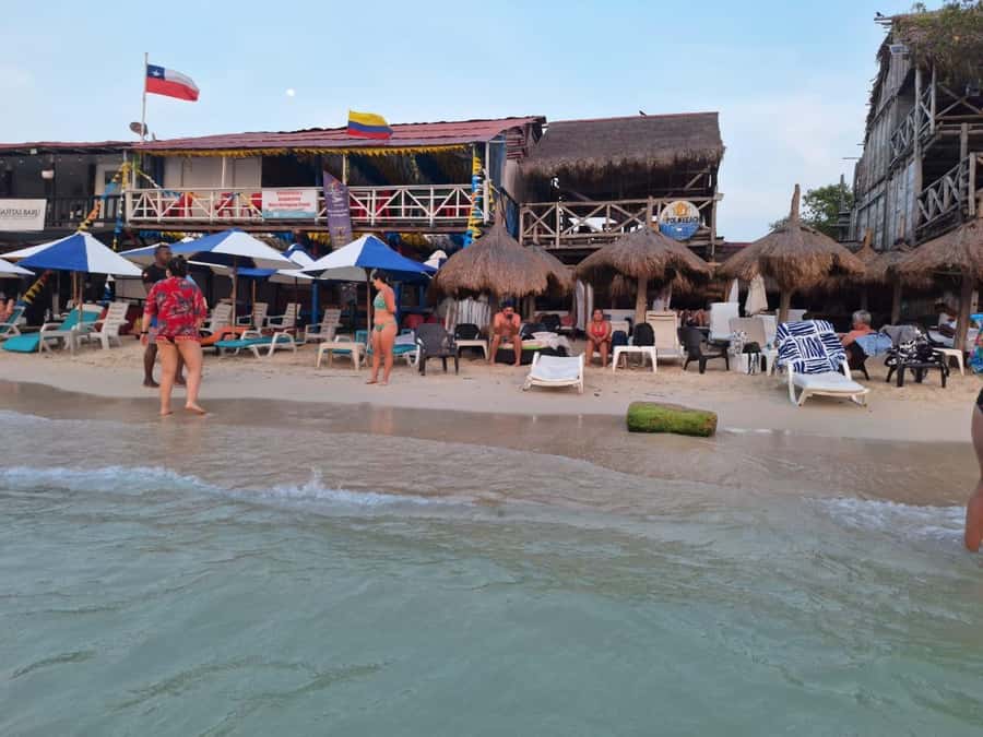 Cartagena: BARÚ Playa blanca with SNORKELING INCLUDED - Lunch on Barú: your choice plus a traditional Caribbean feel