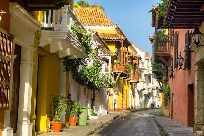 Cartagena City Tour - Plaza de San Pedro Claver: calm squares, iron sculpture details, and church facade views