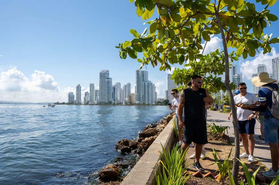 Cartagena: CITY TOUR IN ENGLISH, Old city, Monuments, Castle - Where pickup works best: Bocagrande, Laguito, Castillogrande, or the Clock Tower
