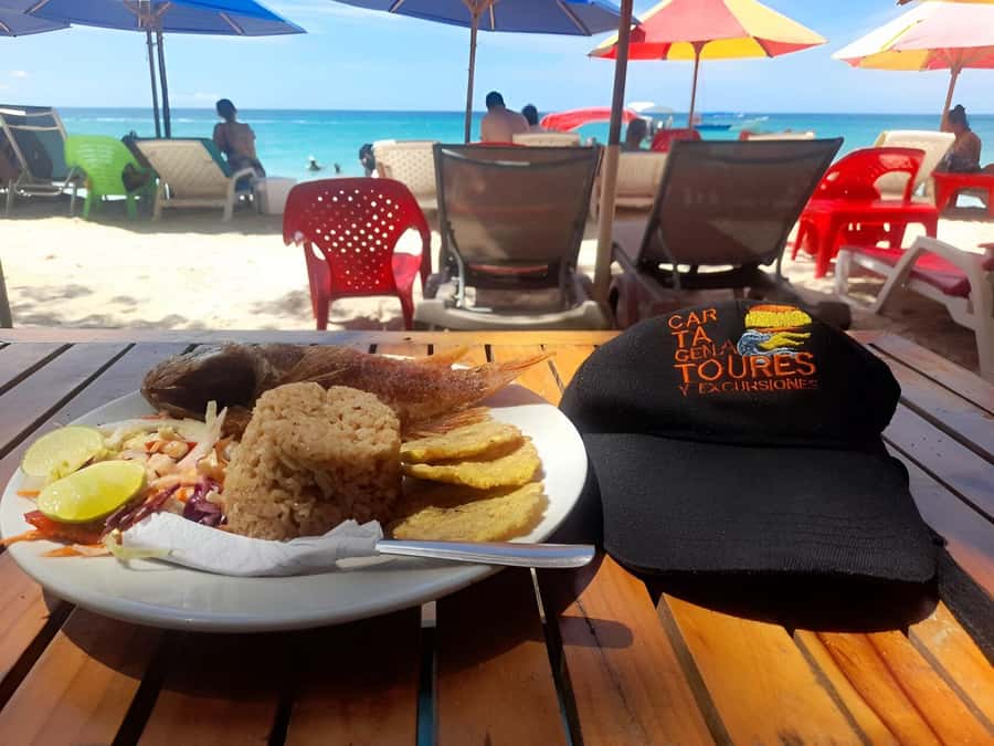 Cartagena: Daytour Aviary and Playa blanca, Barú by bus! - Price and logistics: what you actually pay for