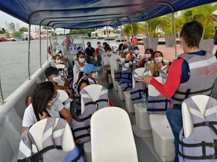 Cartagena de Indias: 2x1 Boat trip to the Rosario Islands and Baru Island - Getting to La Bodeguita Dock and the day-before check-in