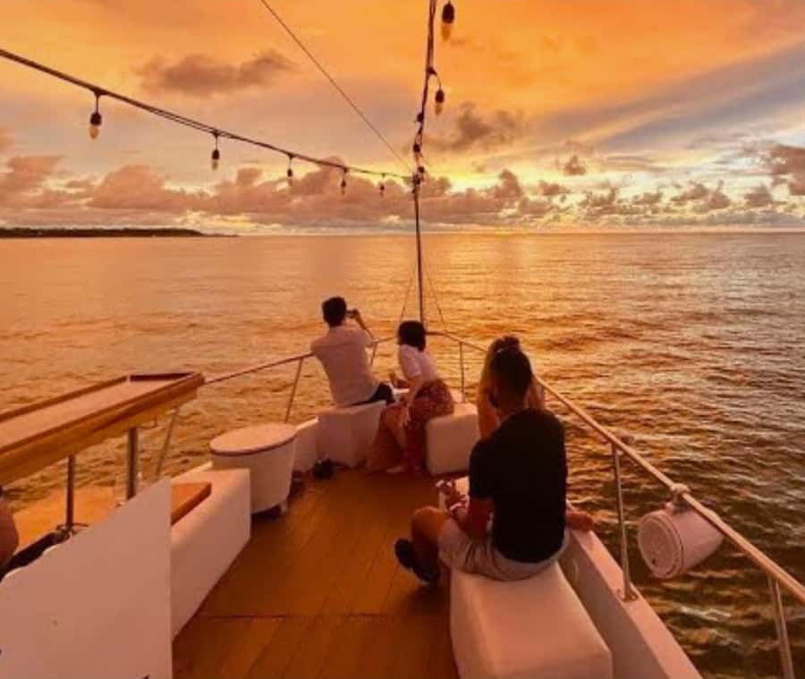 Cartagena de Indias: Sunset Cruise Open Bar with Dance Show - Why This Cartagena Sunset Cruise Turns Into a Dance Party