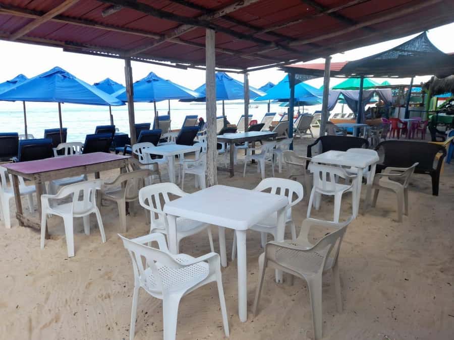 CARTAGENA: EXCURSION to the Rosario Islands by boat and white beach by bus. - Who should book this day trip (and who should not)