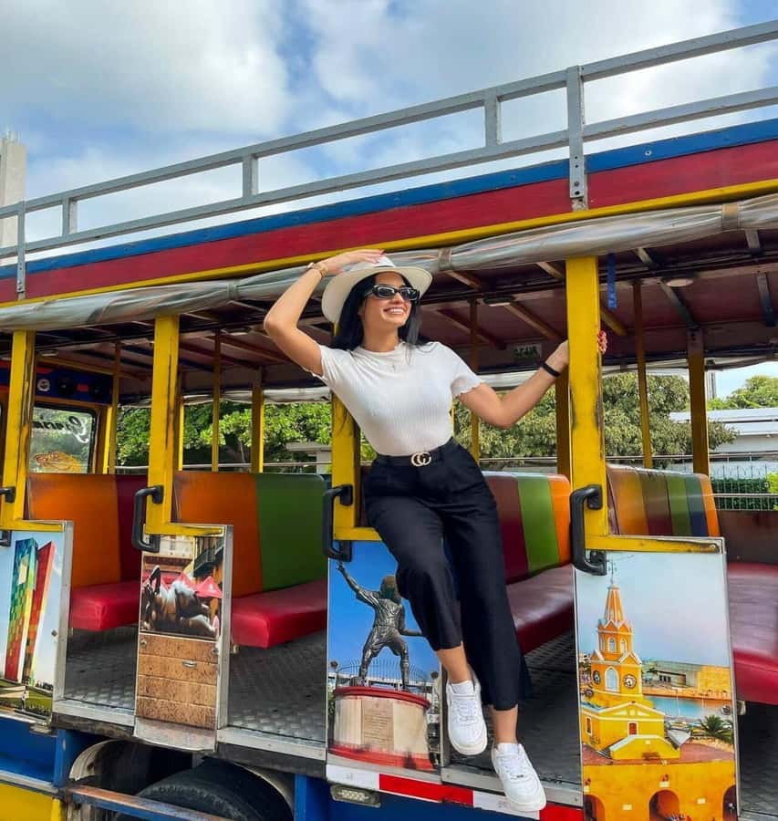 Cartagena: Explore with a city tour aboard a typical "chiva". - Price and value: is $31 worth it for what you get?