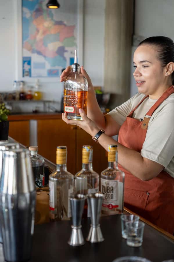 Cartagena: Express Rum and Chocolate Tasting Experience - The One-Hour Flow: How the Tasting Stays Focused