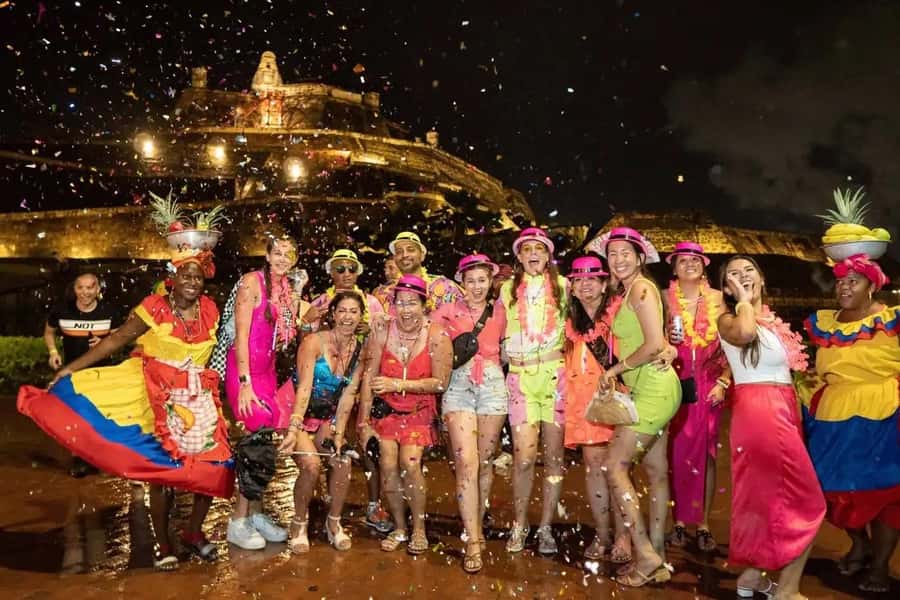 Cartagena: Funny PartyBus with dance floor and good music! - Price and value: $26 for a three-hour nightlife starter