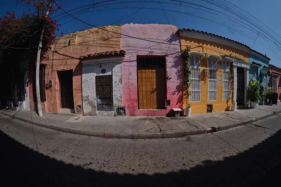 Cartagena: Graffiti Tour in Getsemani - Should you book this Getsemaní graffiti tour?