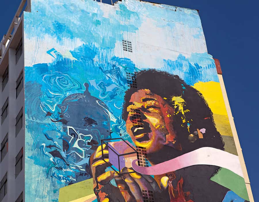 Cartagena: Graffiti Tour in Getsemani - The end at Centenary Park and the local snack stop