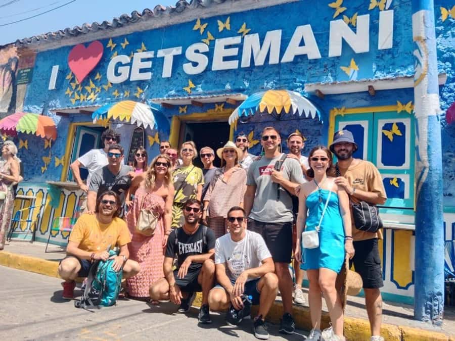 Cartagena: Historic Center and Getsemaní Shared Walking Tour - Walking the enslavement route around Porto Carrero and Candilejo