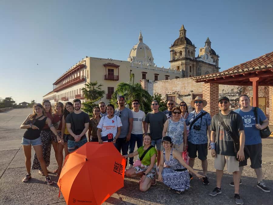 Cartagena: Historic Center and Getsemaní Shared Walking Tour - Plaza de la Aduana and the Municipal Hall, power on display