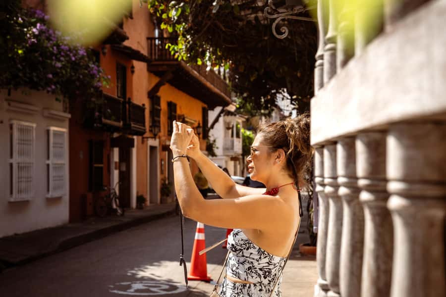 Cartagena Instagram Mobile Workshop: Scenic and Trendy Shots - What to bring so you do not lose time during the session