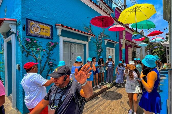 Cartagena Magic: Tour Historic Center and Gethsemane District - From Plaza de la Aduana to the Getsemaní Wall: how the route flows