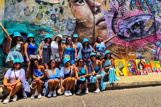 Cartagena Magic: Tour Historic Center and Gethsemane District - Plaza de la Aduana and Cartagena’s trade-era pulse