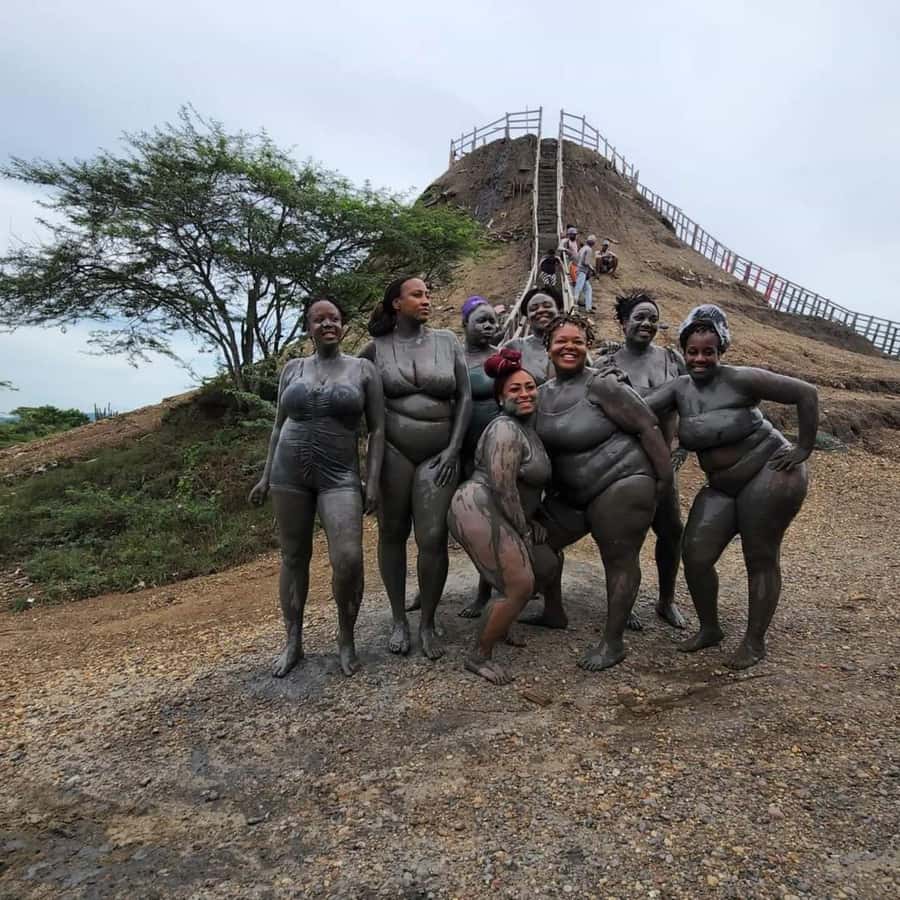 Cartagena: Mud Volcano Tour with Lunch, Pool, and Beach - Lunch Included at the Beach Club, Three Choices Plus Vegetarian