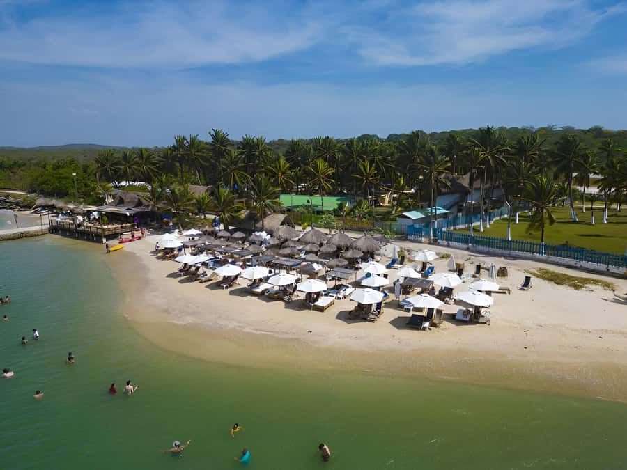Cartagena: Palmarito Beachclub with Pool, Kayak and paddle! - The short speedboat rides that make the day work