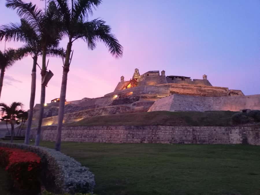 Cartagena: Party Bus Tour In Cartagena - Getting Oriented: Meeting at the Monumento Torre del Reloj and Rolling Out