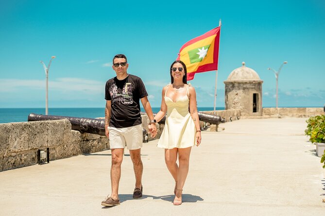 Cartagena Photo-Tour Experience - PRIVATE Photoshoot - Plaza de la Aduana to the Clock Tower finale