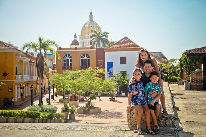 Cartagena Photo-Tour Experience - PRIVATE Photoshoot - What you get: a small set of photos that you can actually use