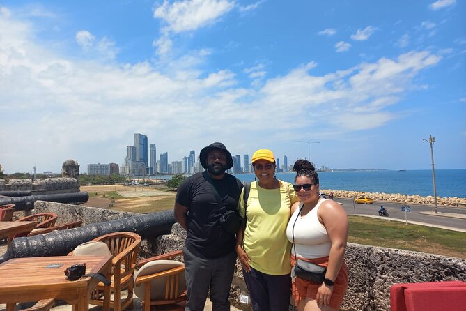 Cartagena Private Tour of the Walled City & Getsemani - Art Stops: Modern Museum, Getsemaní Murals, and the Dance Street of Calle de San Juan