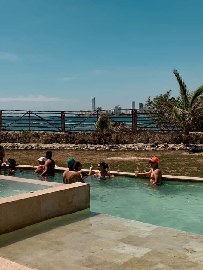 Cartagena: Rosario Islands Day Tour with Snorkel & Lunch - Booking Call: Should You Book This Rosario Islands Day Tour?
