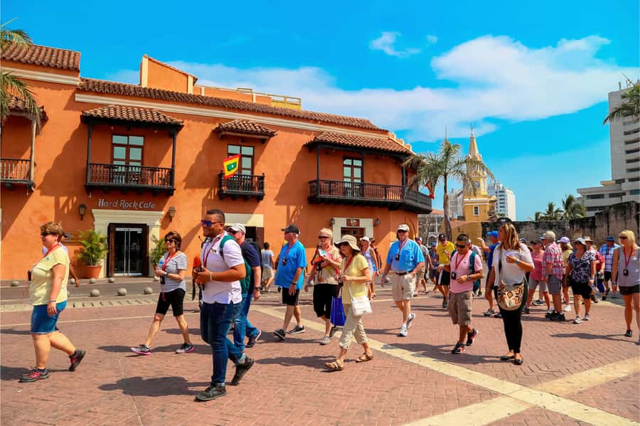 Cartagena: Shared Walking Tour of the Colonial Old Town - Timing, meeting point, and how to plan your afternoon