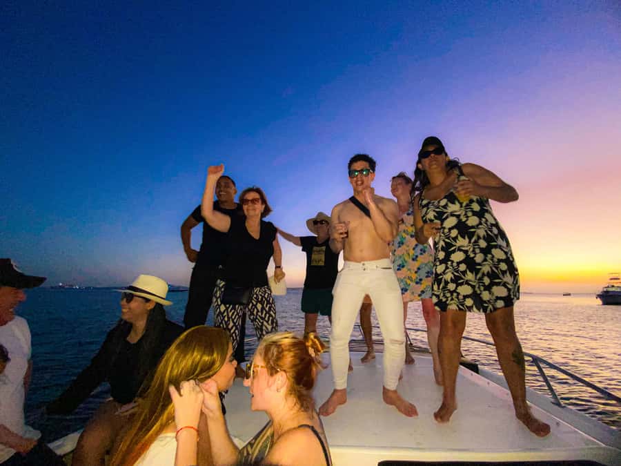 Cartagena: Speed Boat Party on the Bay with open bar - Price and value: is $24 actually a good deal?