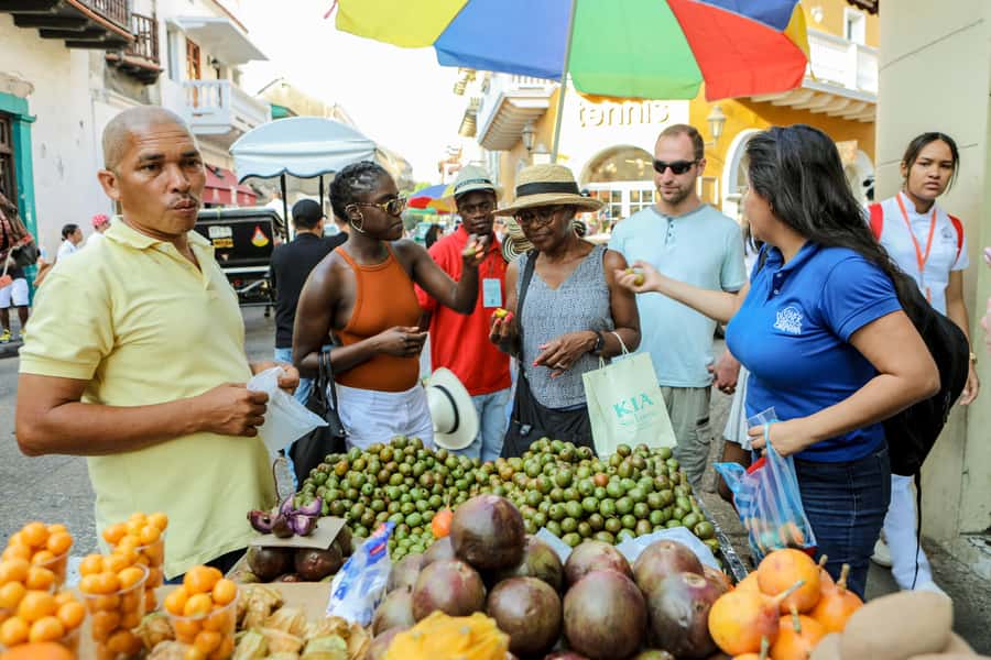 Cartagena: Street Food Walking Tour - Plantain, Fruits, and Fried Food Festival Context (Why This Tour Feels Like Cartagena)