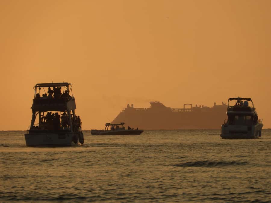 Cartagena: Sunset baytour with Dj, drinks and disco - Price and value: what $39 buys in a 2-hour Cartagena night