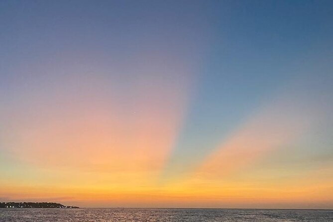 Cartagena:Sunset boat party Caribbean restaurant and Gethsemane tour - Key Things I’d Bet You’ll Enjoy