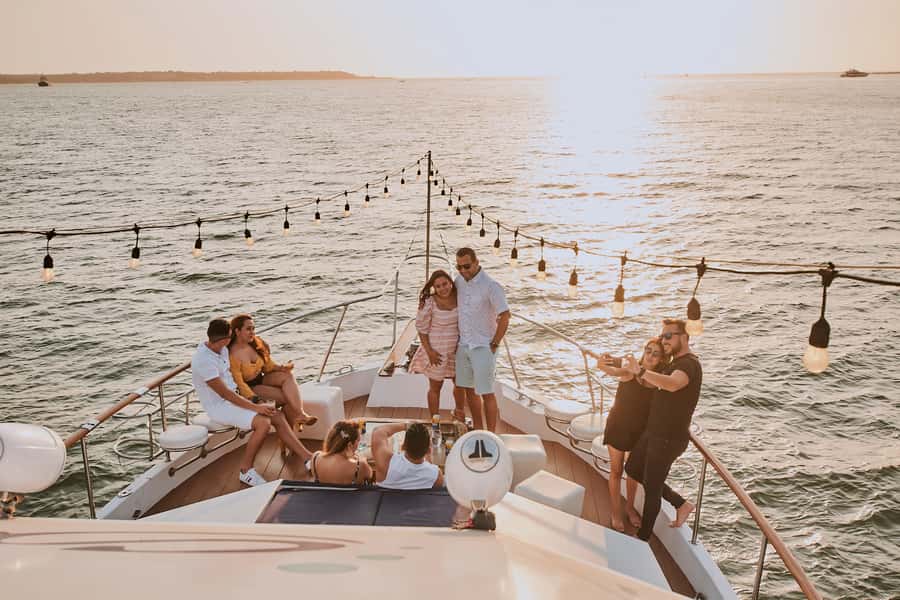 Cartagena: Sunset Cruise with Open Bar - The Sibarita Master vibe, stable ride, and what to expect onboard