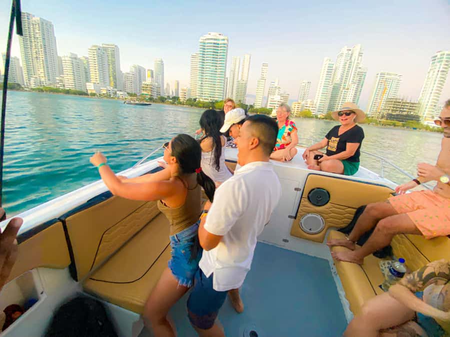 Cartagena: Sunset in boat in the bay with music and liquor - Key things to know before you go