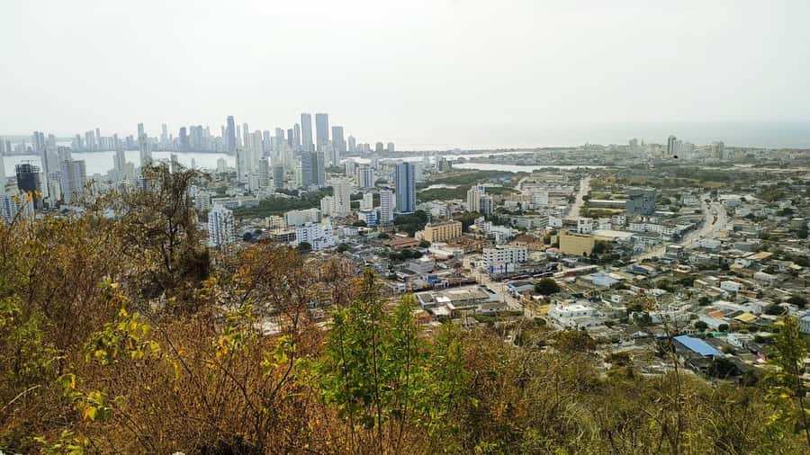 CARTAGENA: The Best CITY TOUR of my Magical City - Bocagrande, Laguito, Castillogrande, and Cartagena Bay: coastal context in one shot