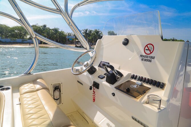 Cartagena to Rosario Islands and Cholon Boat - A 41 ft Cartagena speedboat day that actually feels organized