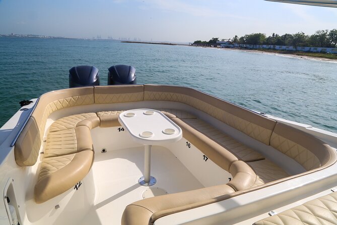 Cartagena to Rosario Islands and Cholon Boat - Todomar CHL Marina Bocagrande2nda: getting on time matters