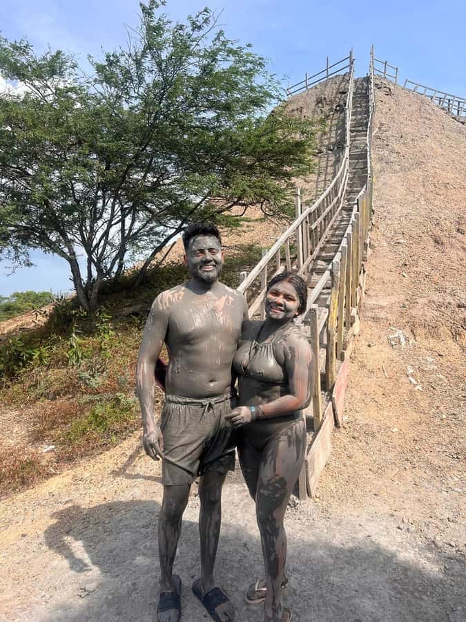 Cartagena: Totumo Mud Volcano with Bilingual Guide - Getting to Manzanillo del Mar: pickup, air-conditioning, and a plan for your time