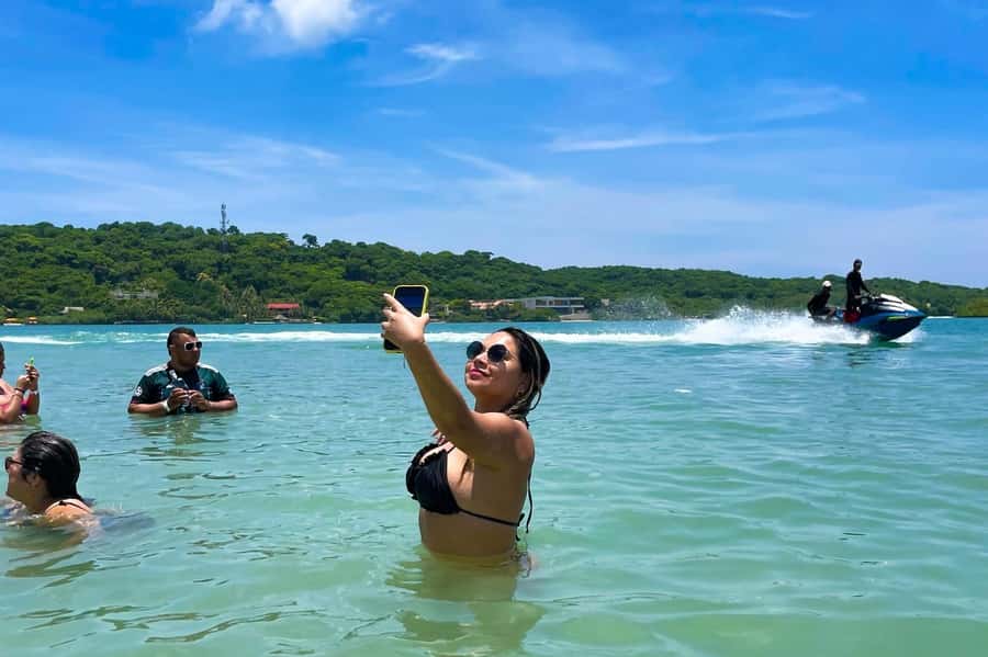 Cartagena: tour of the islands with snorkeling, lunch and plankton activity - Key things to know before you go