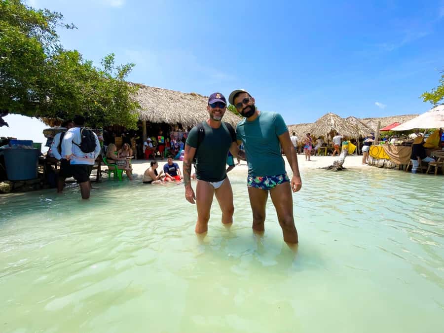 Cartagena: tour of the islands with snorkeling, lunch and plankton activity - Cholón, the party island break, and that natural pool vibe