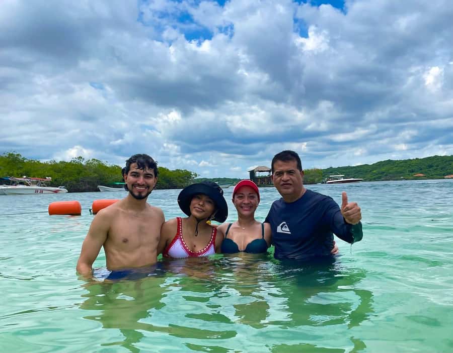 Cartagena: tour of the islands with snorkeling, lunch and plankton activity - Who this tour fits best (and who should skip it)