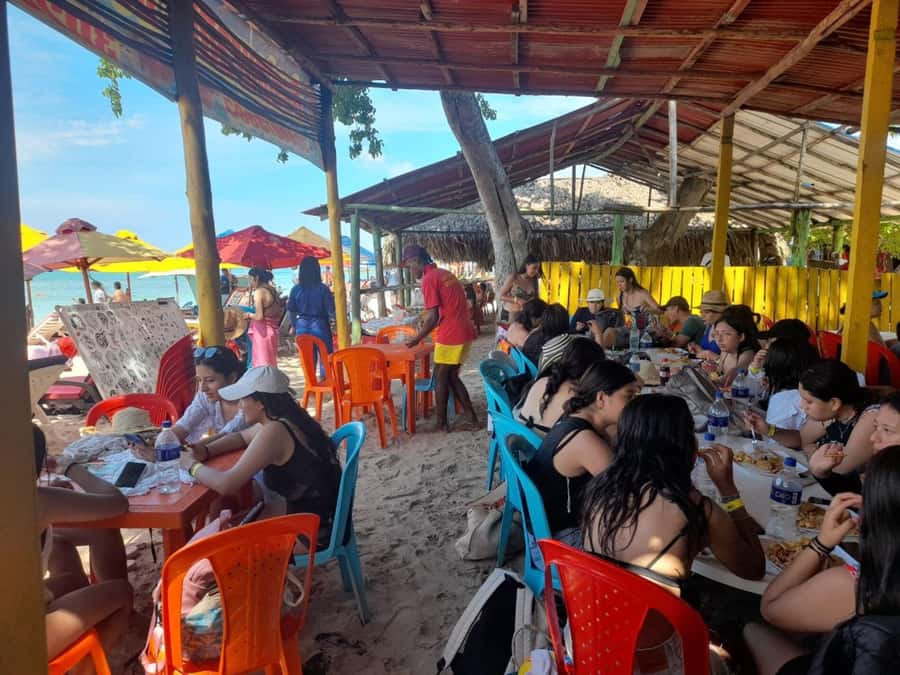 Cartagena: Traditional Daytour to Playa Blanca By Bus! - Who should book this Playa Blanca daytrip, and who should skip it